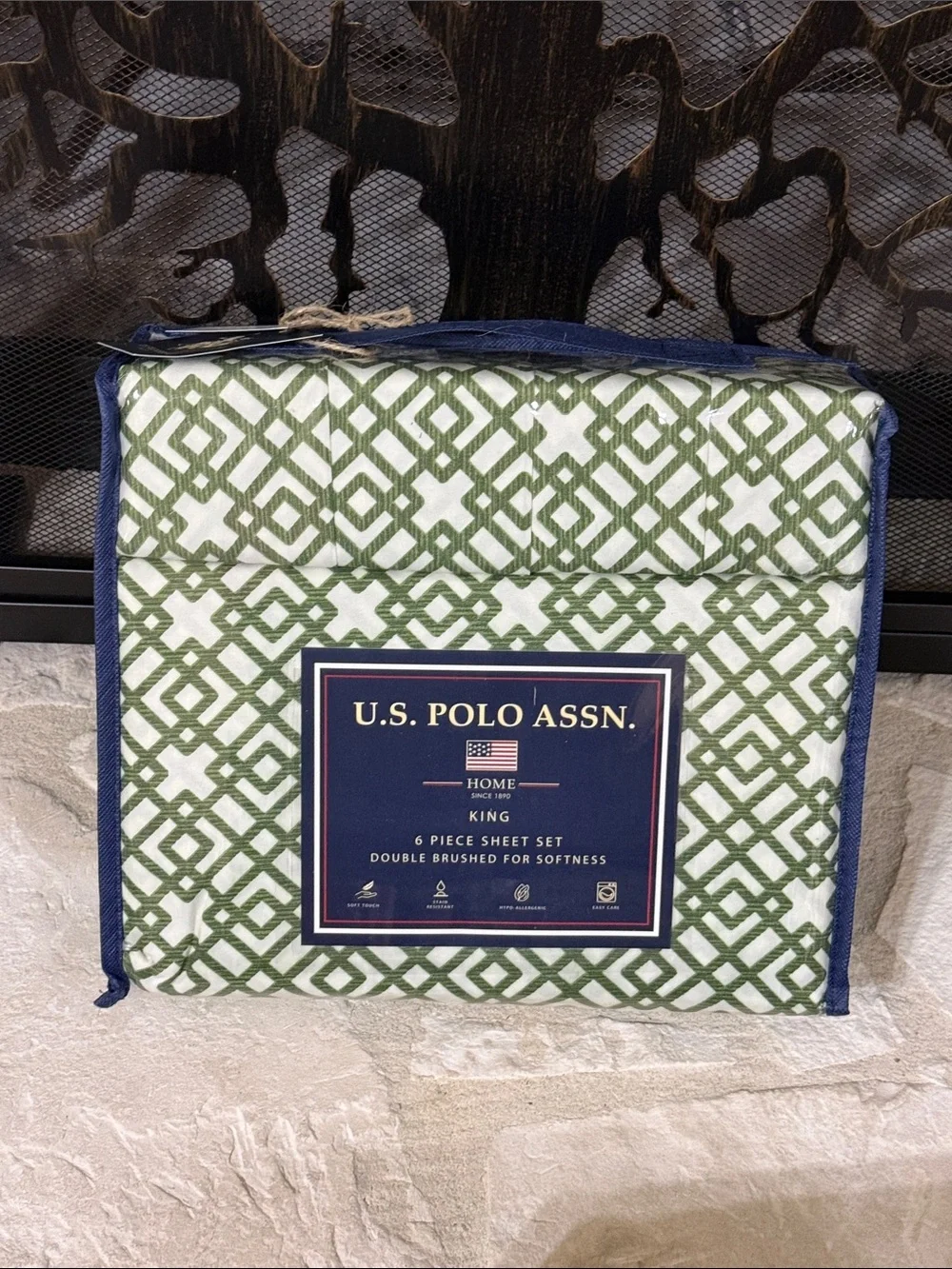 U.S. Polo Assn. King 6-Piece Sheet Set in Green & White Geometric